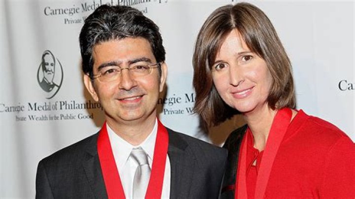 Pierre Omidyar’s Wife: Who is Pierre Omidyar Dating?