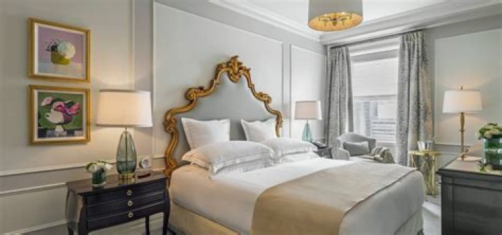 Rihanna books two luxury hotel rooms because she can