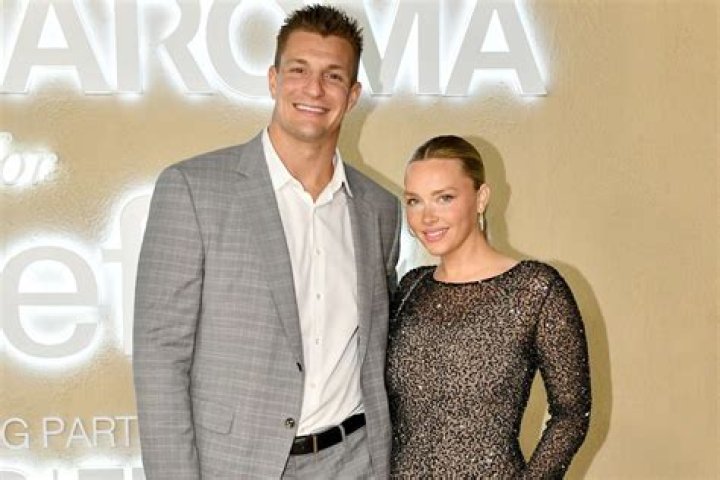 Rob Gronkowski Net Worth, Age, Height, Bio, Birthday, Wiki!
