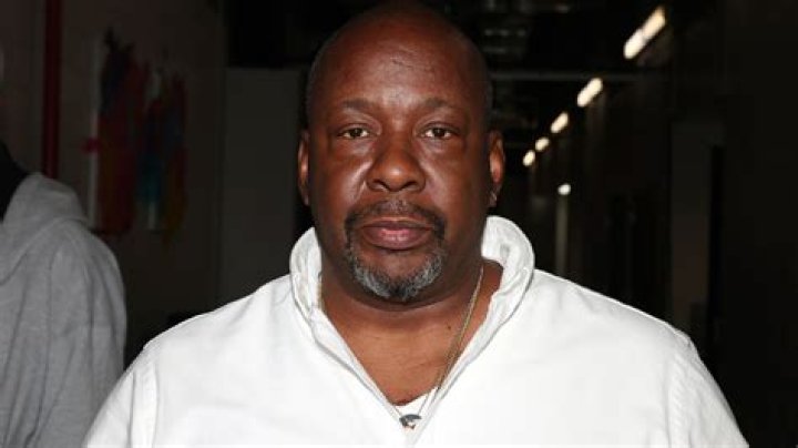Robert Brown Net Worth, Age, Height, Bio, Birthday, Wiki!