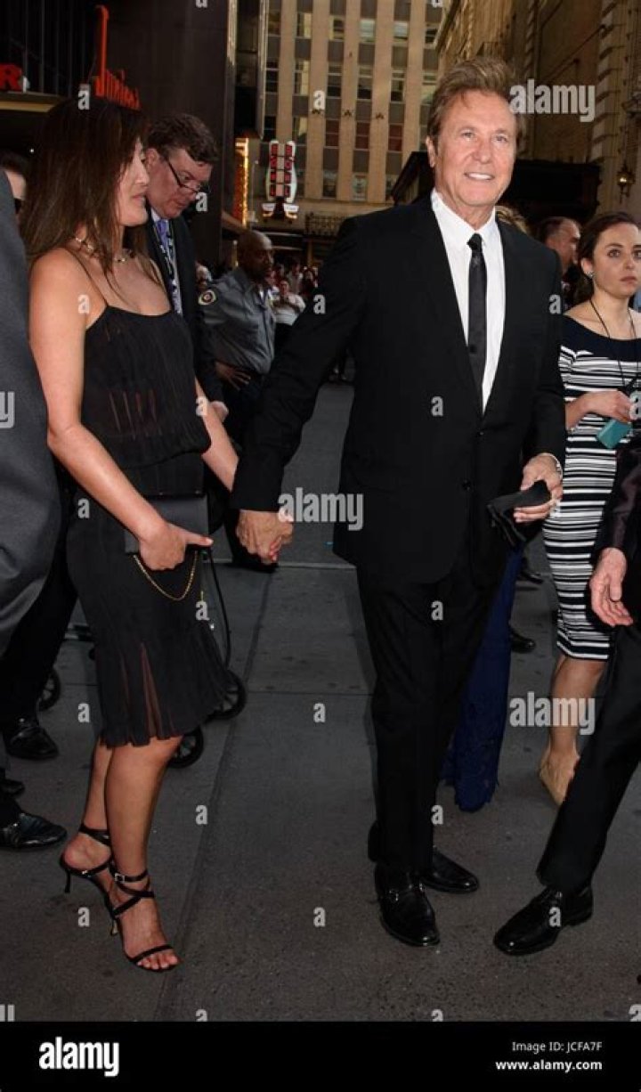 Robert Lamm’s Wife: Who is Robert Lamm Dating?