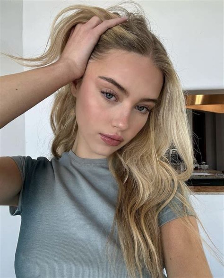 Sadie Rumfallo- Age, Height, Net Worth, Boyfriend, Career, Nationality