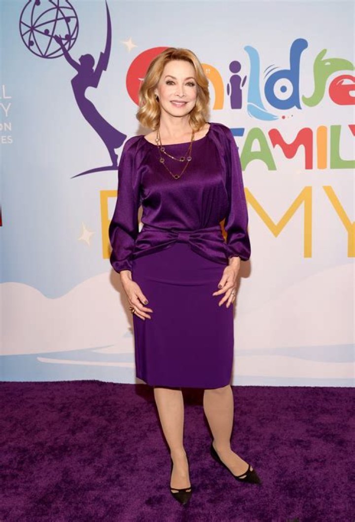 Sharon Lawrence Net Worth 2024, Age, Height, Bio, Birthday, Wiki!