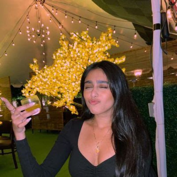 Sonika Vaid- Wiki, Age, Height, Net Worth, Boyfriend, Dating