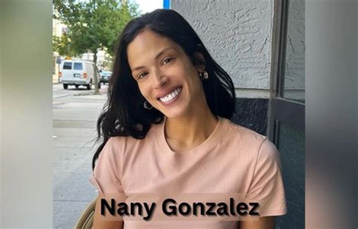 Tony Gonzalez- Wiki, Age, Height, Net Worth, Wife, Ethnicity