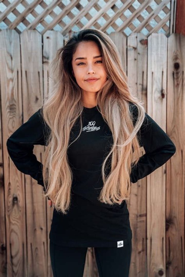 Valkyrae Age, Height & Weight