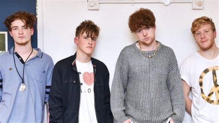 Viola Beach claim posthumous number one album