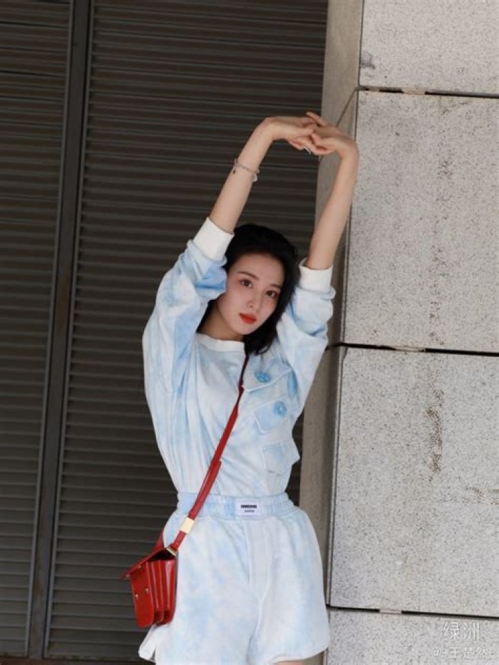 Wang Junkai’s Girlfriend: Who is Wang Junkai Dating?