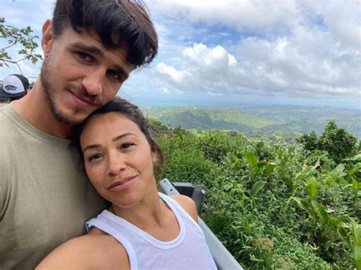 What is Gina Rodriguez's Snapchat?