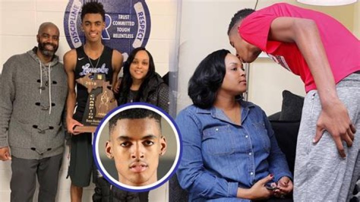 Who are Emoni Bates' Parents?