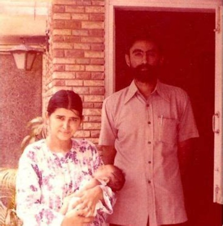 Who are Saba Azad’s Parents?