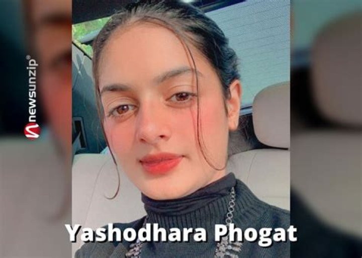Yashodhara Phogat – Wiki, Age, Boyfriend, Ethnicity, Net Worth, Height, Career
