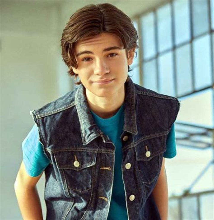 Zach Blair Net Worth, Age, Height, Bio, Birthday, Wiki!
